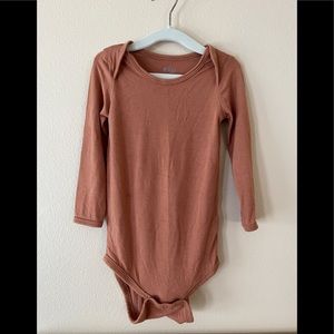 Kyte BABY long sleeve bodysuit